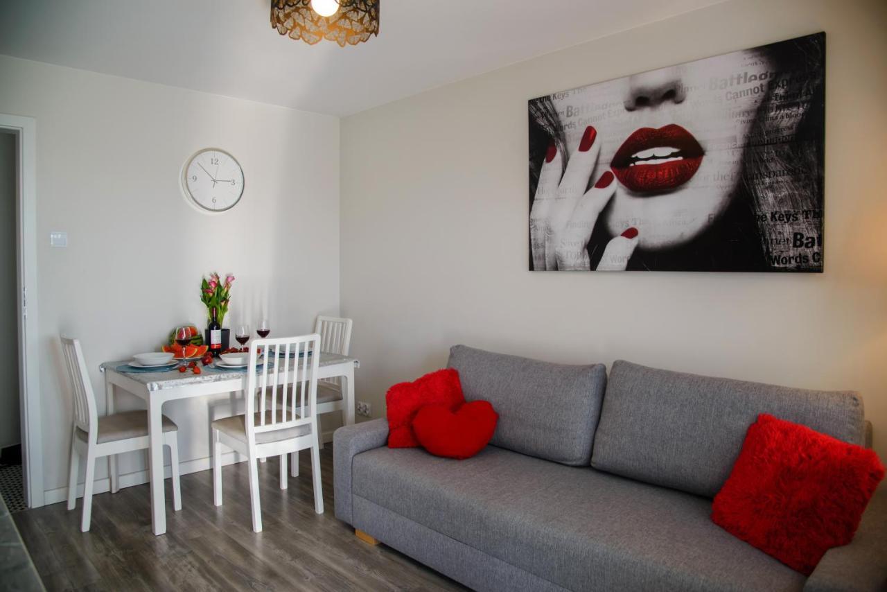 อพาร์ตเมนต์ 3 ห้องนอน 1 ห้องน้ำส่วนตัว ขนาด 46 ตร.ม. – สวนลอง Apartment กดัญสก์ ภายนอก รูปภาพ