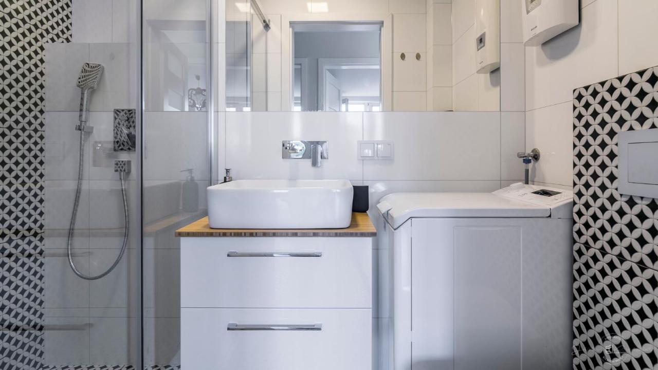 อพาร์ตเมนต์ 3 ห้องนอน 1 ห้องน้ำส่วนตัว ขนาด 46 ตร.ม. – สวนลอง Apartment กดัญสก์ ภายนอก รูปภาพ